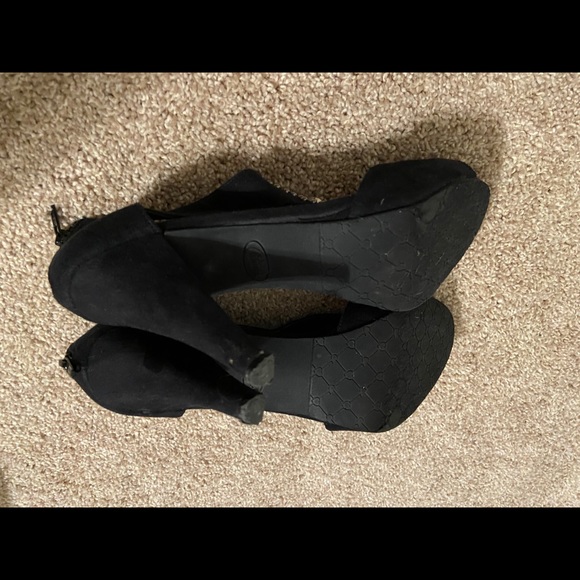 Candies Black Suede Jeweled Heels, Size 9.5 - Picture 6 of 7